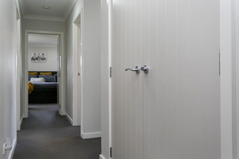 Photo of property in 8 Brompton Close, Richmond Heights, Taupo, 3330