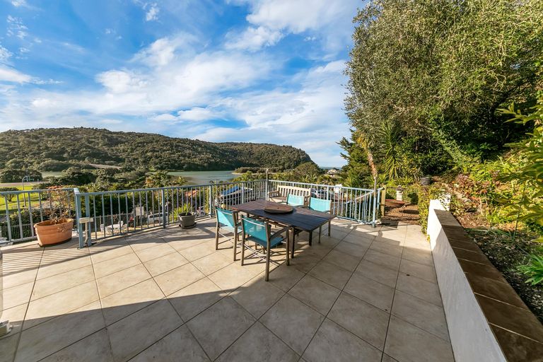 Photo of property in 1g/2 Weranui Road, Waiwera, Orewa, 0994