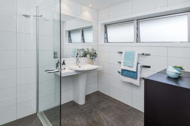 Photo of property in 249 Point View Drive, Dannemora, Auckland, 2016