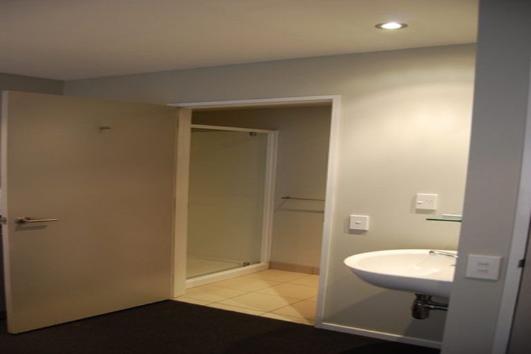 Photo of property in 27/31 Poulson Street, Addington, Christchurch, 8024