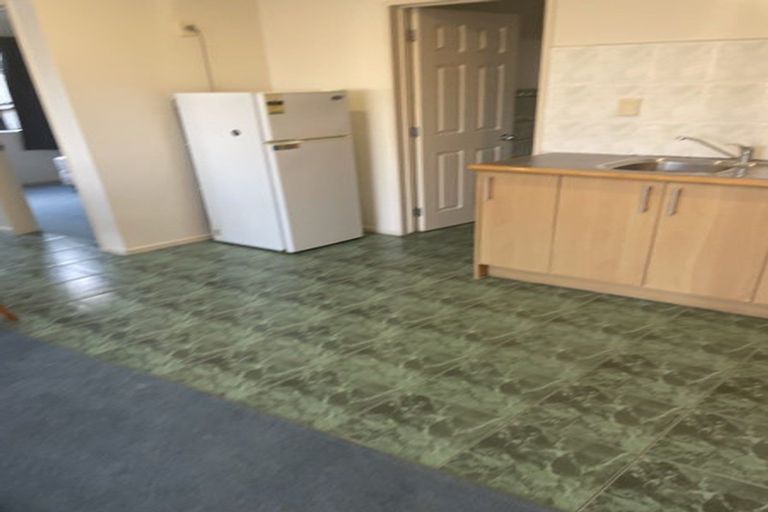 Photo of property in 3 Maidstone Place, Oteha, Auckland, 0632