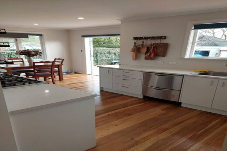 Photo of property in 15 Argyle Grove, Trentham, Upper Hutt, 5018