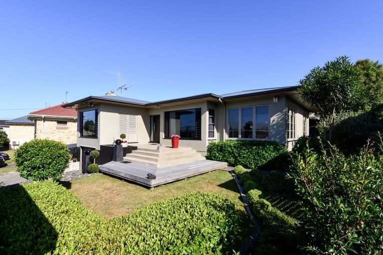 Photo of property in 12 Charles Crescent, Beerescourt, Hamilton, 3200