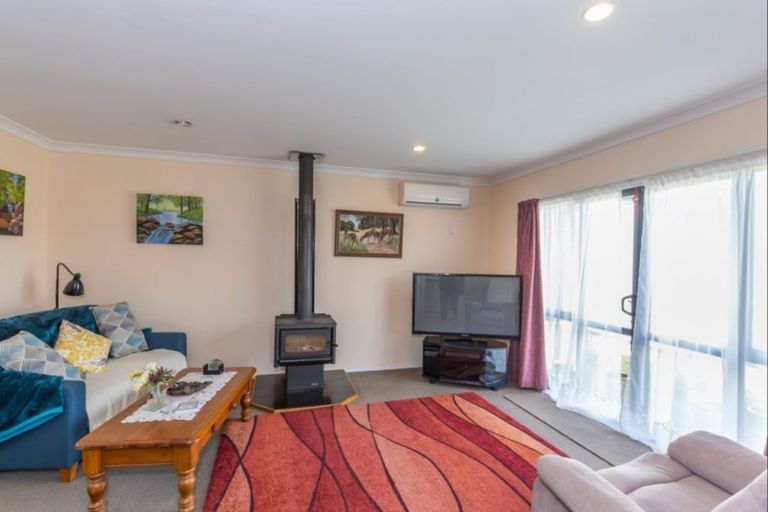 Photo of property in 4 Belle Maison Court, Levin, 5510