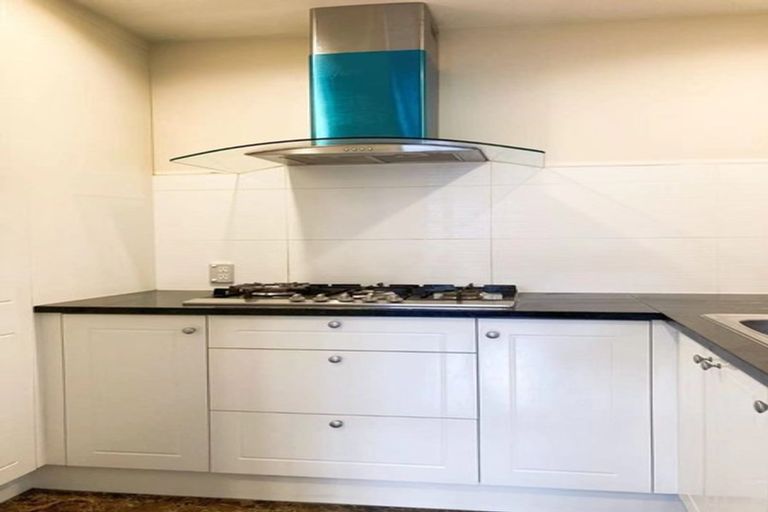 Photo of property in 1 Syrah Crescent, Ranui, Auckland, 0612