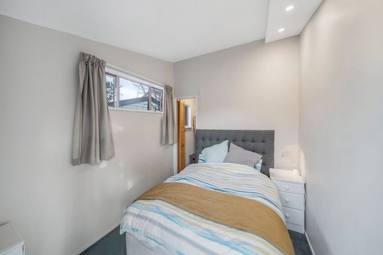 Photo of property in 98 Prestons Road, Redwood, Christchurch, 8051