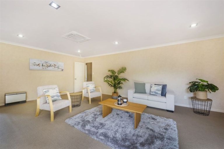 Photo of property in 5 Parkwood Place, Huntington, Hamilton, 3210