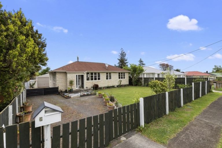 Photo of property in 9 Bracken Avenue, Te Aroha, 3320