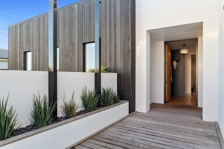 Photo of property in 12 Sloan Avenue, Rangiora, 7400