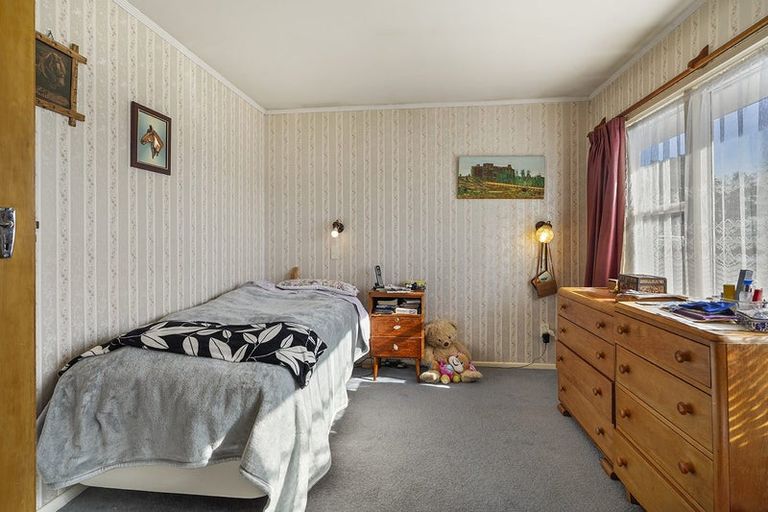 Photo of property in 24 Springfield Crescent, Enderley, Hamilton, 3214