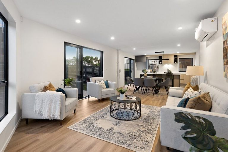 Photo of property in 8 Libby Lane, Howick, Auckland, 2010