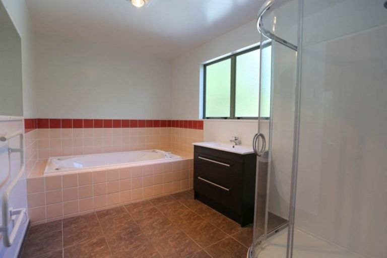 Photo of property in 110 Bowenvale Avenue, Cashmere, Christchurch, 8022