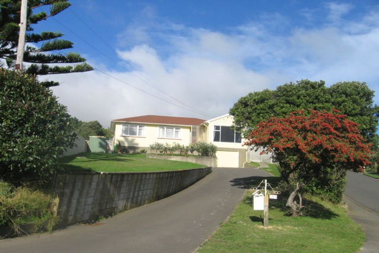 Photo of property in 54 Arawhata Street, Ranui, Porirua, 5024