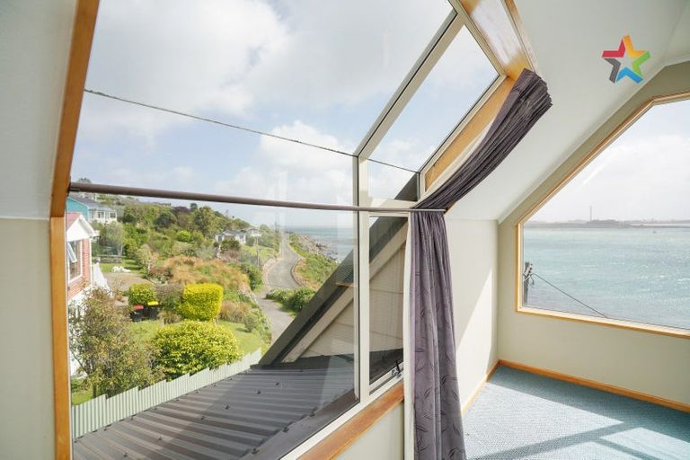 Photo of property in 14 Marine Parade, Bluff, 9814