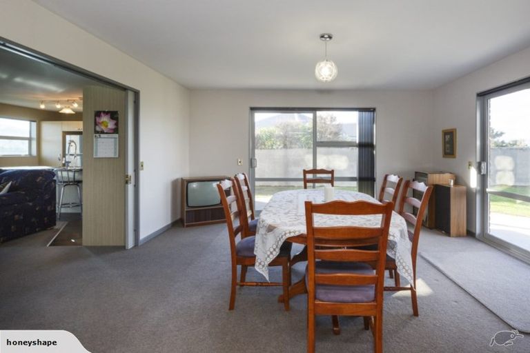 Photo of property in 36 Rodeo Drive, Kelvin Grove, Palmerston North, 4414