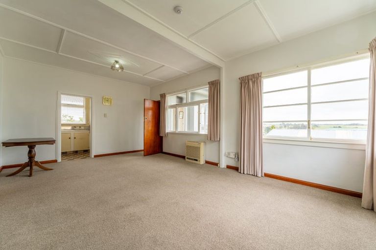 Photo of property in 35 Saint George Street, Watlington, Timaru, 7910
