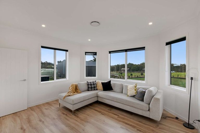 Photo of property in 5 Whangapouri Road, Karaka, Drury, 2578