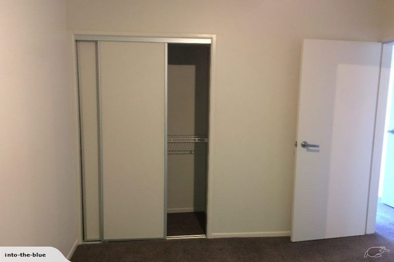 Photo of property in 50 Queens Road, Glen Avon, New Plymouth, 4312