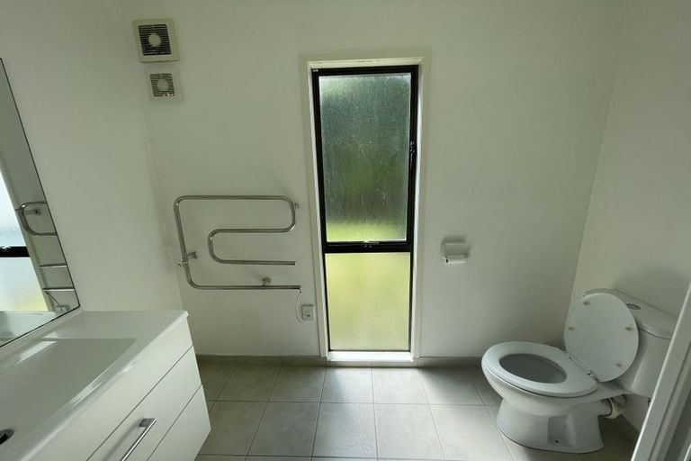 Photo of property in 74 Stanaway Street, Hillcrest, Auckland, 0627