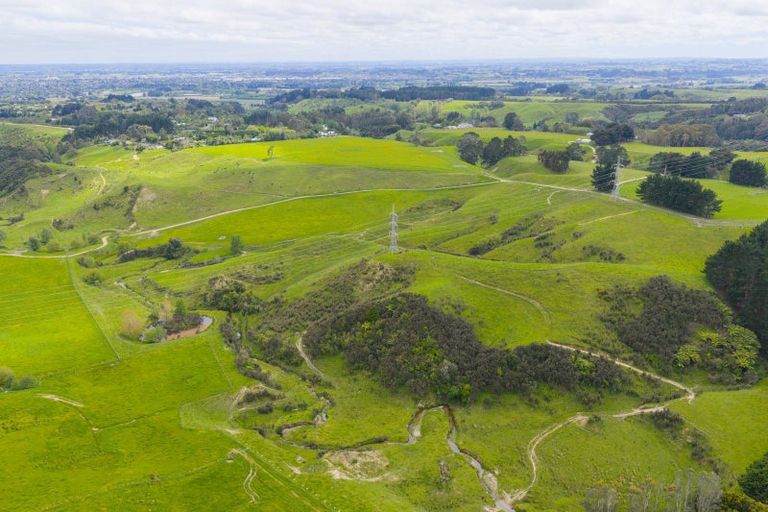 Photo of property in 158 Pahiatua Aokautere Road, Aokautere, 4471