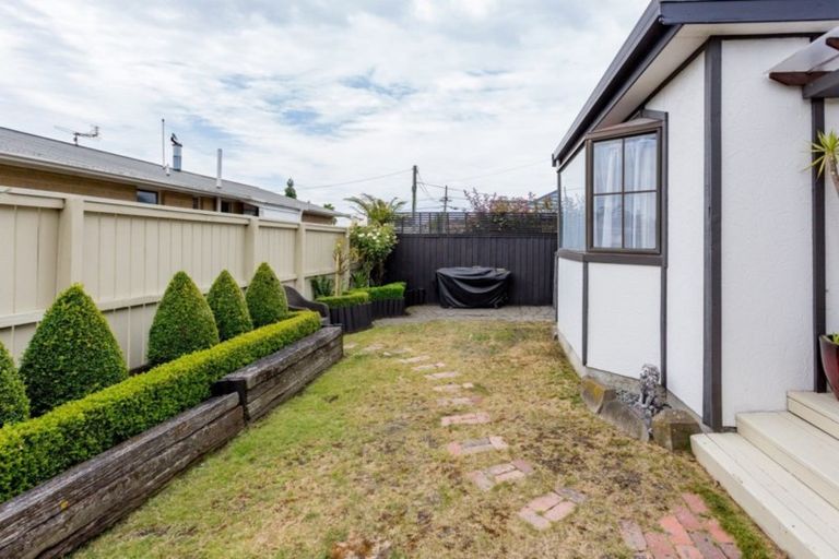 Photo of property in 12a Seymour Street, Hornby, Christchurch, 8042