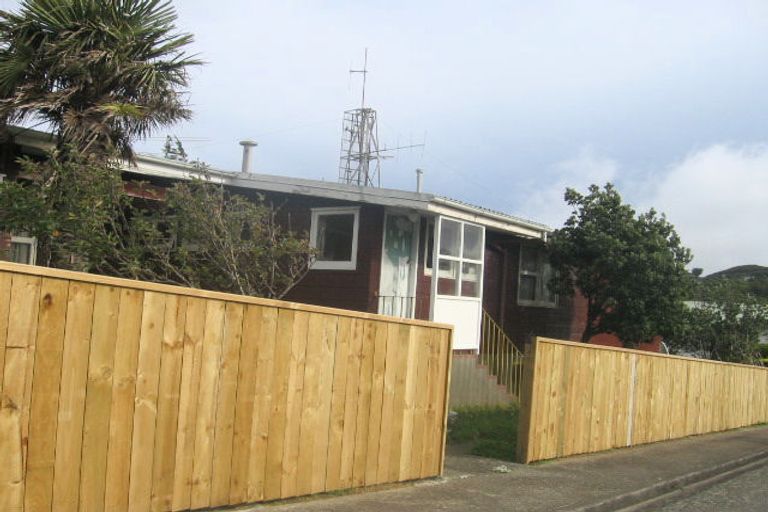 Photo of property in 138 Dowse Drive, Maungaraki, Lower Hutt, 5010