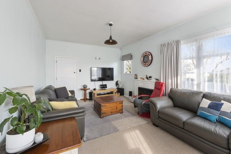 Photo of property in 45 Stout Street, Shannon, 4821