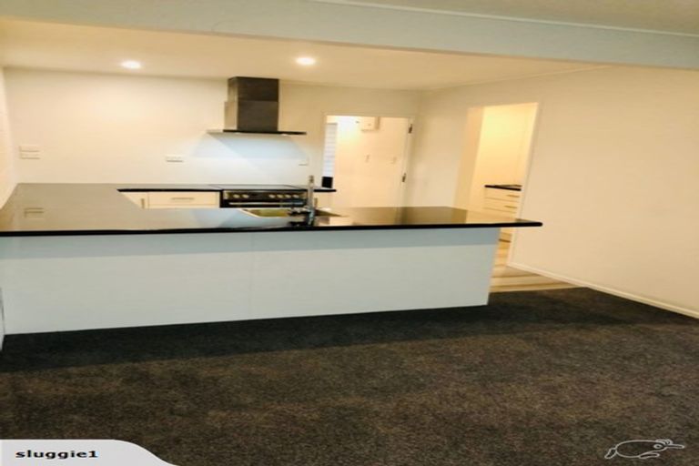 Photo of property in 2/1001 High Street, Avalon, Lower Hutt, 5011