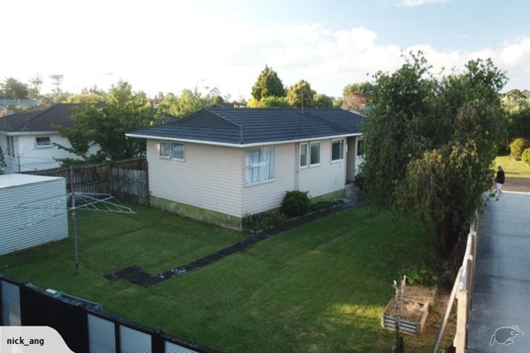 Photo of property in 5 Nan Place, Pakuranga Heights, Auckland, 2010