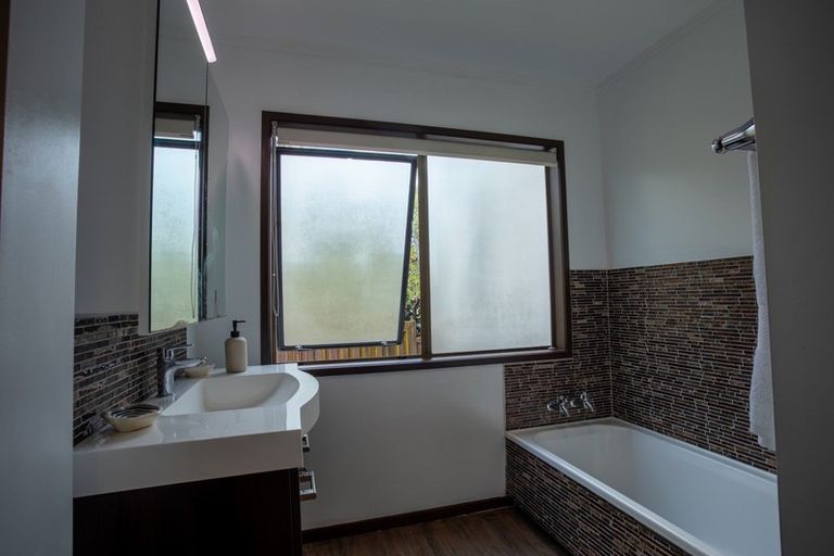 Photo of property in 42 Greenacres Drive, Kawakawa, 0210