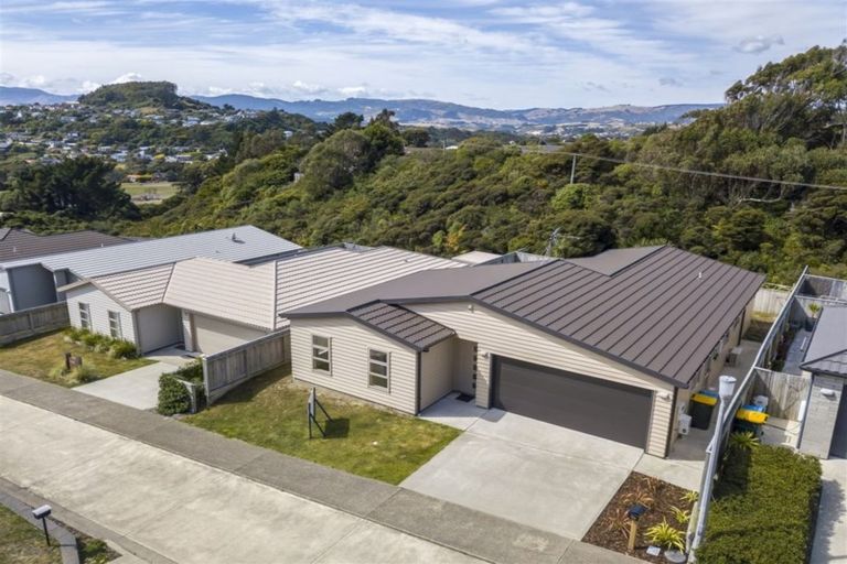 Photo of property in 79 Staithes Drive North, Whitby, Porirua, 5024