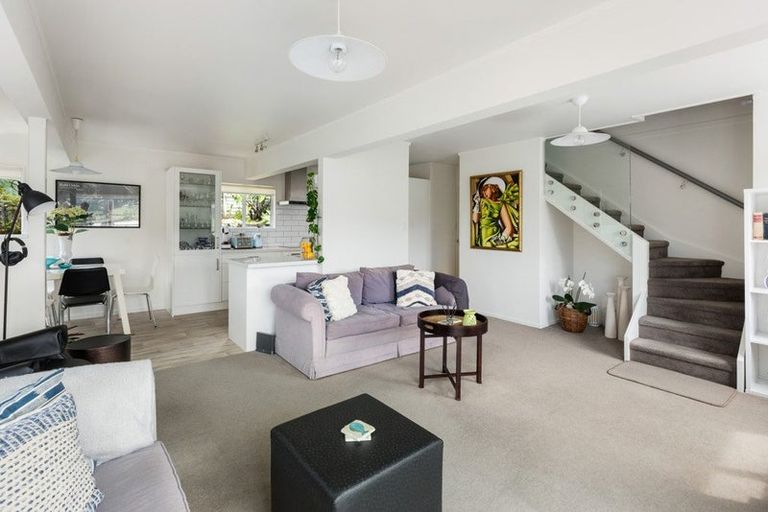 Photo of property in 12 Moana Drive, Tanners Point, Katikati, 3177