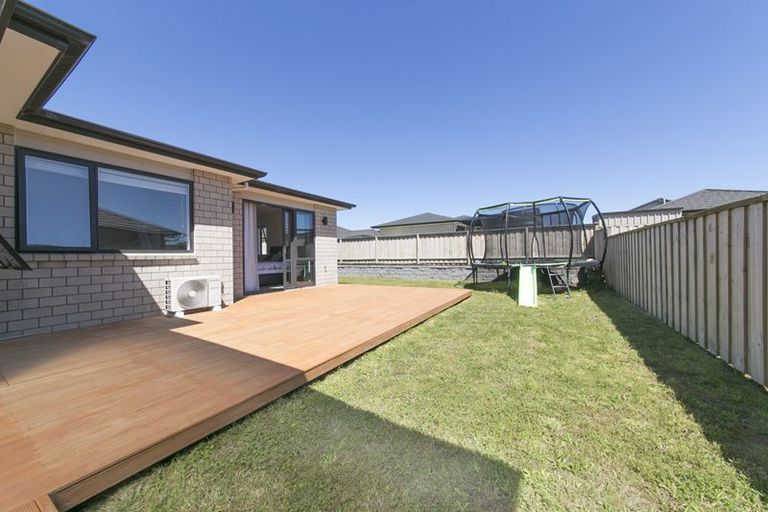 Photo of property in 14 Turpin Road, Riverhead, 0820