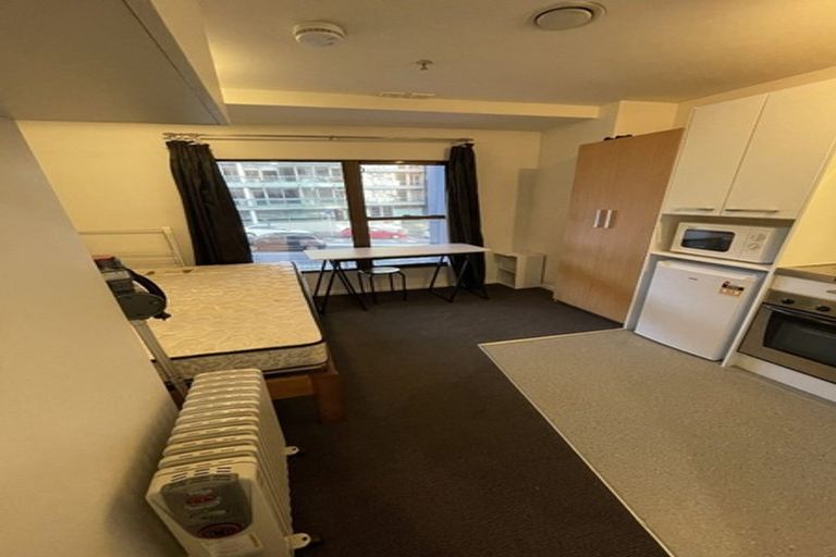 Photo of property in Orange Apartments/victoria Centr, 106/169 The Terrace, Wellington Central, Wellington, 6011