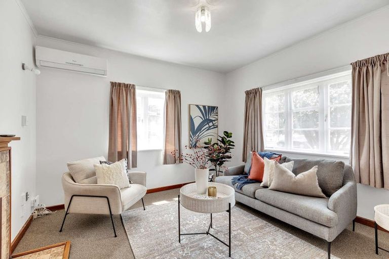 Photo of property in 174 Cook Street, West End, Palmerston North, 4410