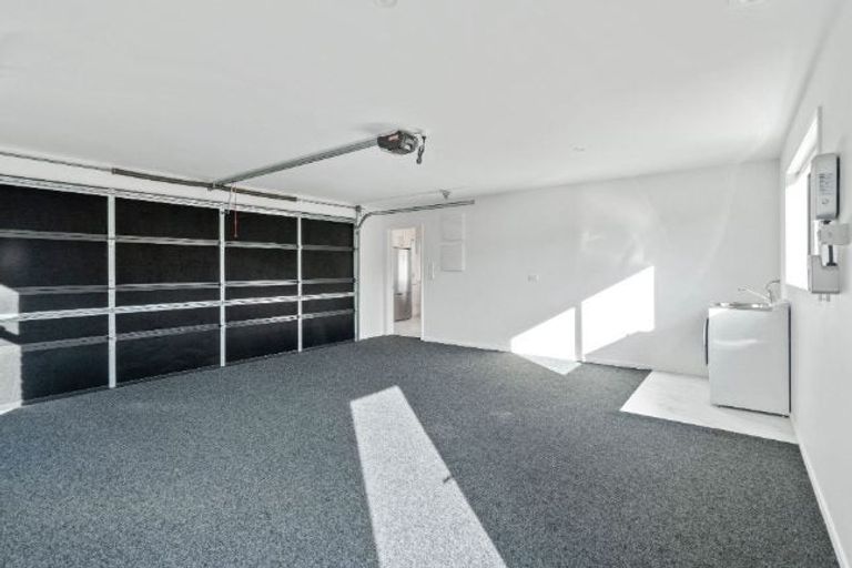 Photo of property in 24 Mohua Lane, Upper Riccarton, Christchurch, 8041