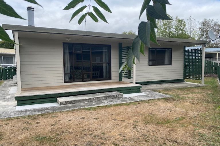 Photo of property in 1d Wakelin Street, Carterton, 5713