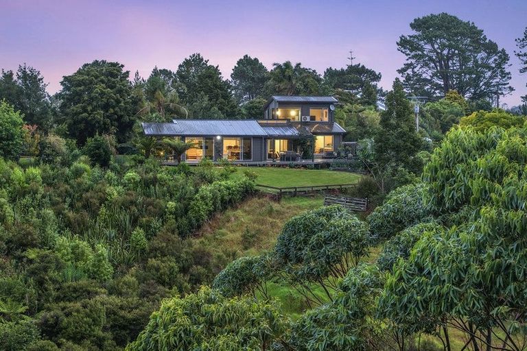 Photo of property in 202 Kahikatea Flat Road, Dairy Flat, Albany, 0794