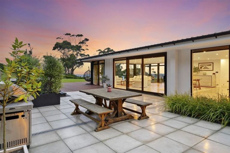 Photo of property in 144 Clifton Terrace, Clifton, Christchurch, 8081