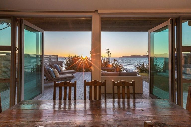 Photo of property in 305 Rosetta Road, Raumati Beach, Paraparaumu, 5032