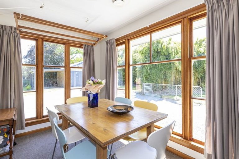 Photo of property in 63 Main North Road, Geraldine, 7930