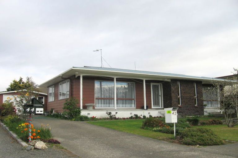 Photo of property in 42 Trigg Crescent, Taradale, Napier, 4112