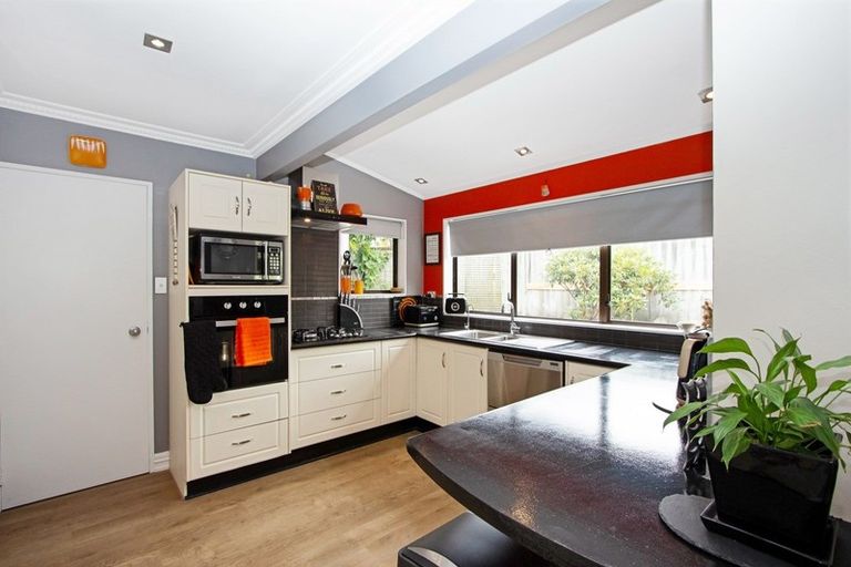 Photo of property in 6a Matipo Avenue, Pomare, Rotorua, 3015