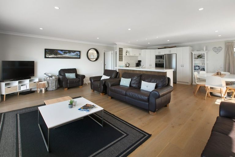 Photo of property in 75 Shaw Road, Waihi Beach, 3611