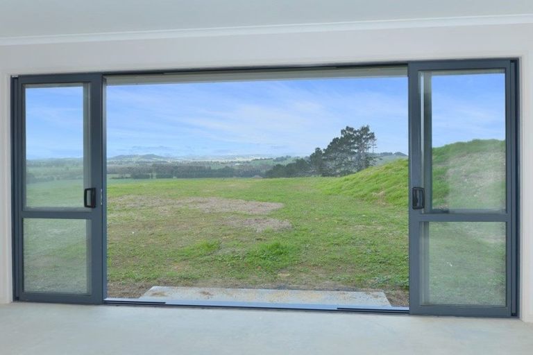 Photo of property in 845b Hukerenui Road, Hukerenui, Hikurangi, 0182
