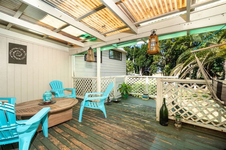 Photo of property in 2162 State Highway 16, Helensville, 0875