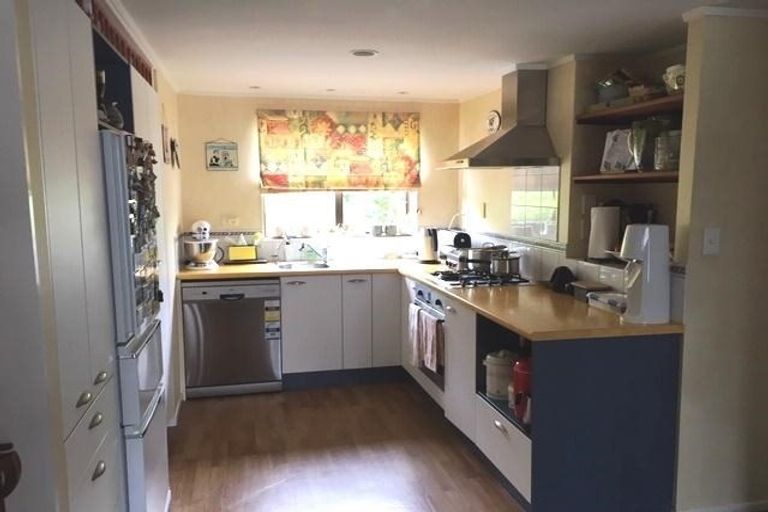 Photo of property in 95a Manly Street, Paraparaumu Beach, Paraparaumu, 5032