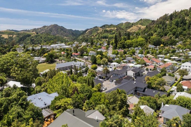 Photo of property in 60 Renwick Place, Nelson South, Nelson, 7010