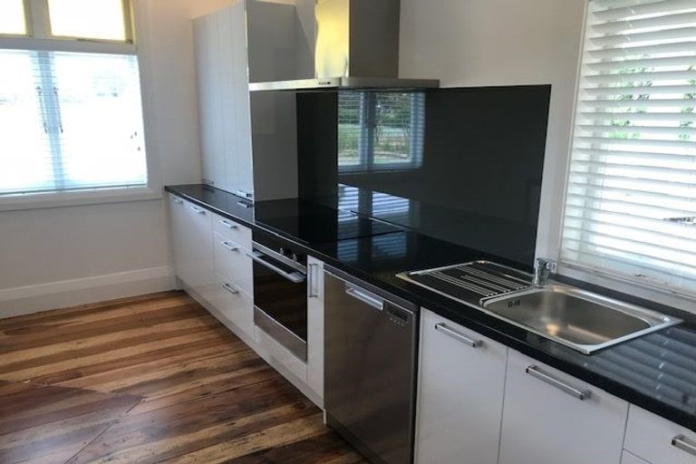 Photo of property in 867 Kahikatea Flat Road, Waitoki, Kaukapakapa, 0871