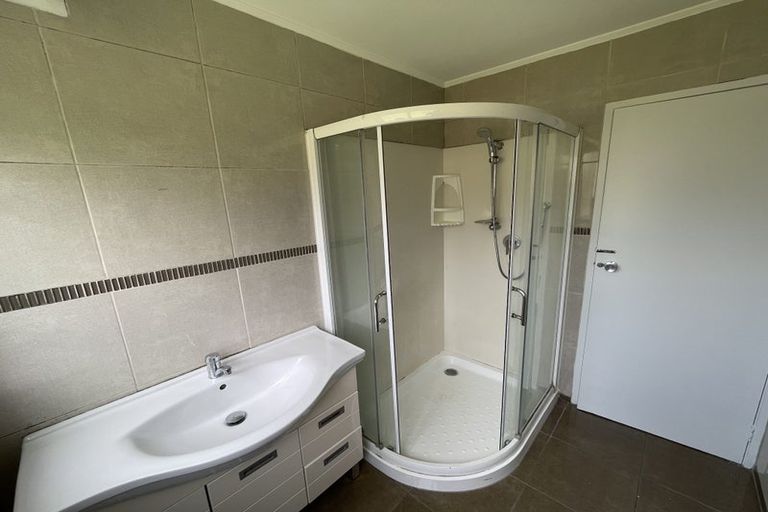 Photo of property in 31 Aronia Way, Goodwood Heights, Auckland, 2105